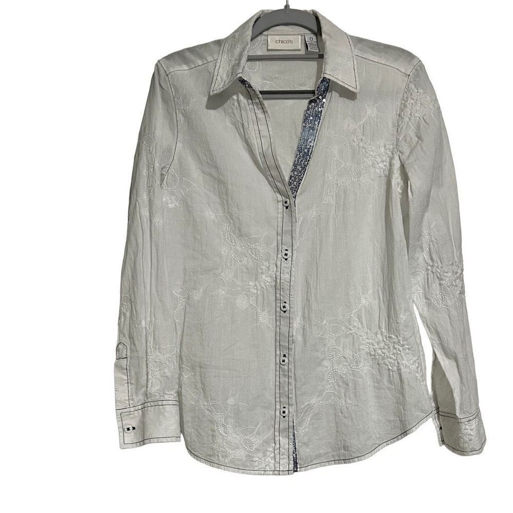Chico's Top Women's Size Small White V Neck Long Sleeves Button Down Shirt